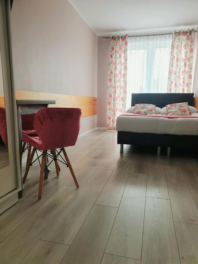 Solar Bed & Breakfast カルビア エクステリア 写真