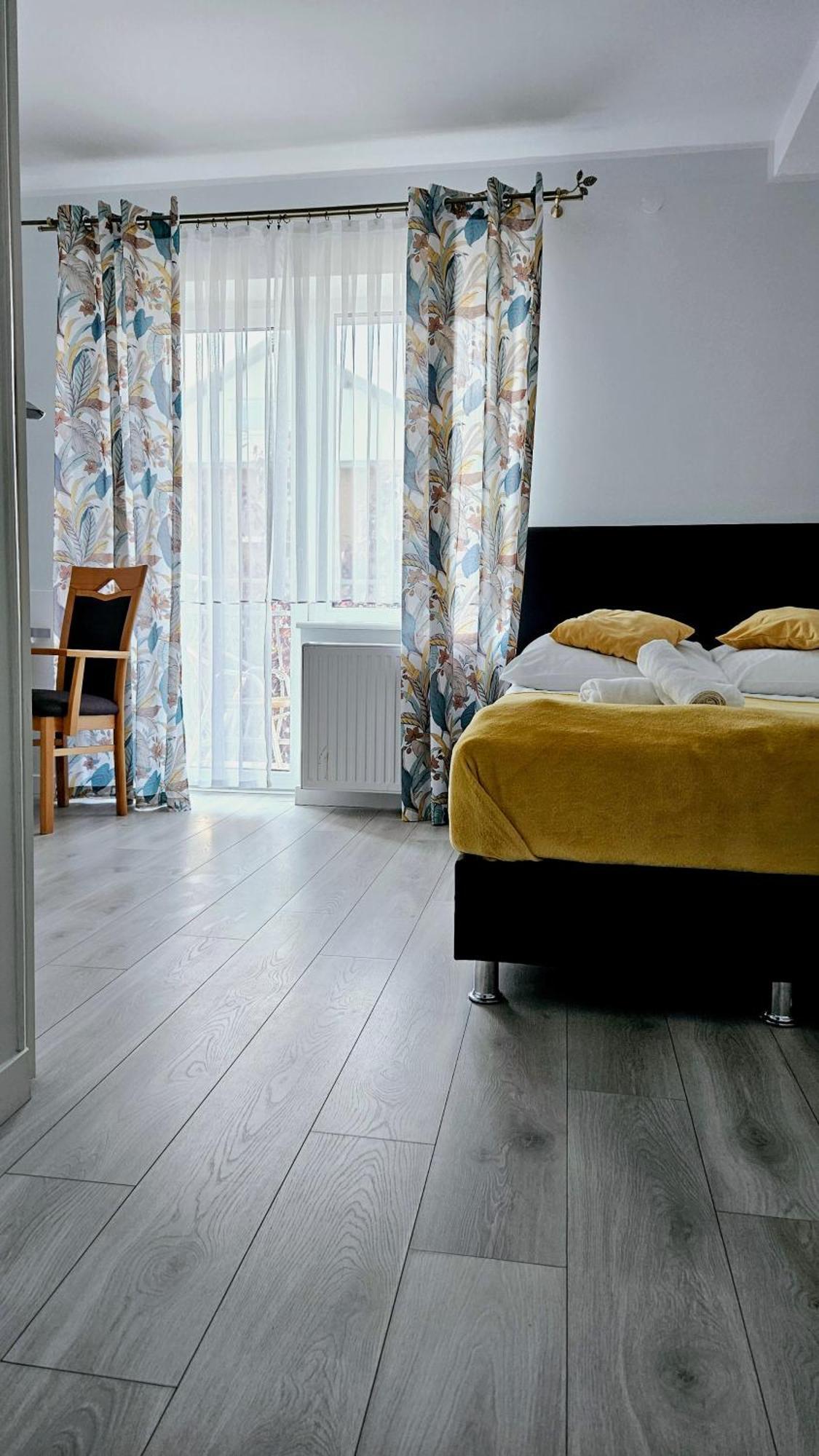 Solar Bed & Breakfast カルビア エクステリア 写真