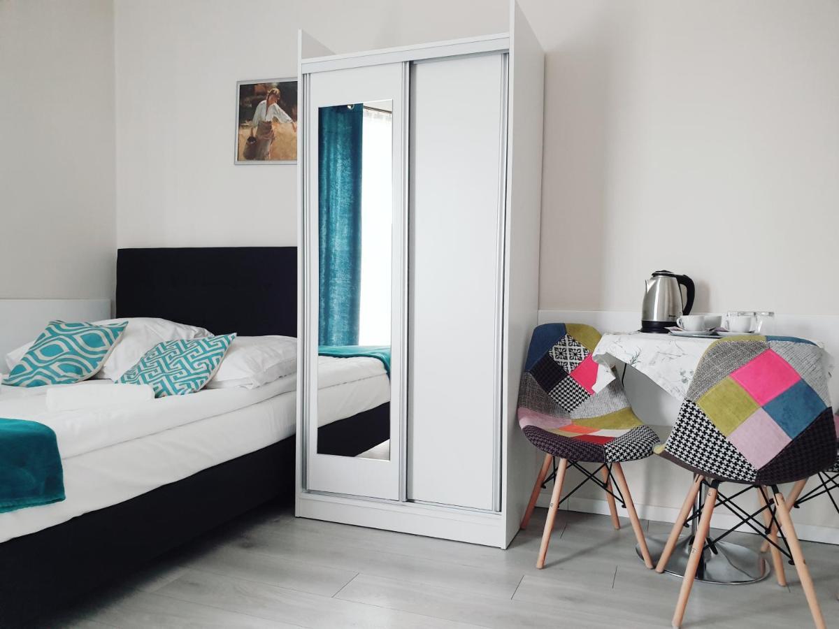 Solar Bed & Breakfast カルビア エクステリア 写真
